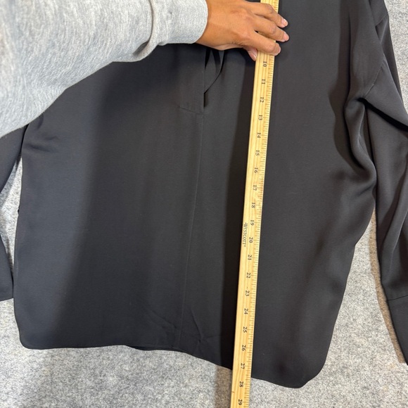 Vince Black Silk Blend Blouse  Long Sleeve Minimalist Workwear Top Size S - Picture 11 of 16